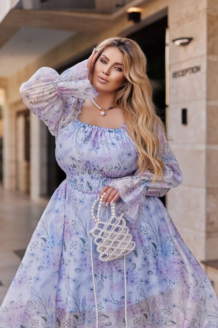 Rochie evazată din organza