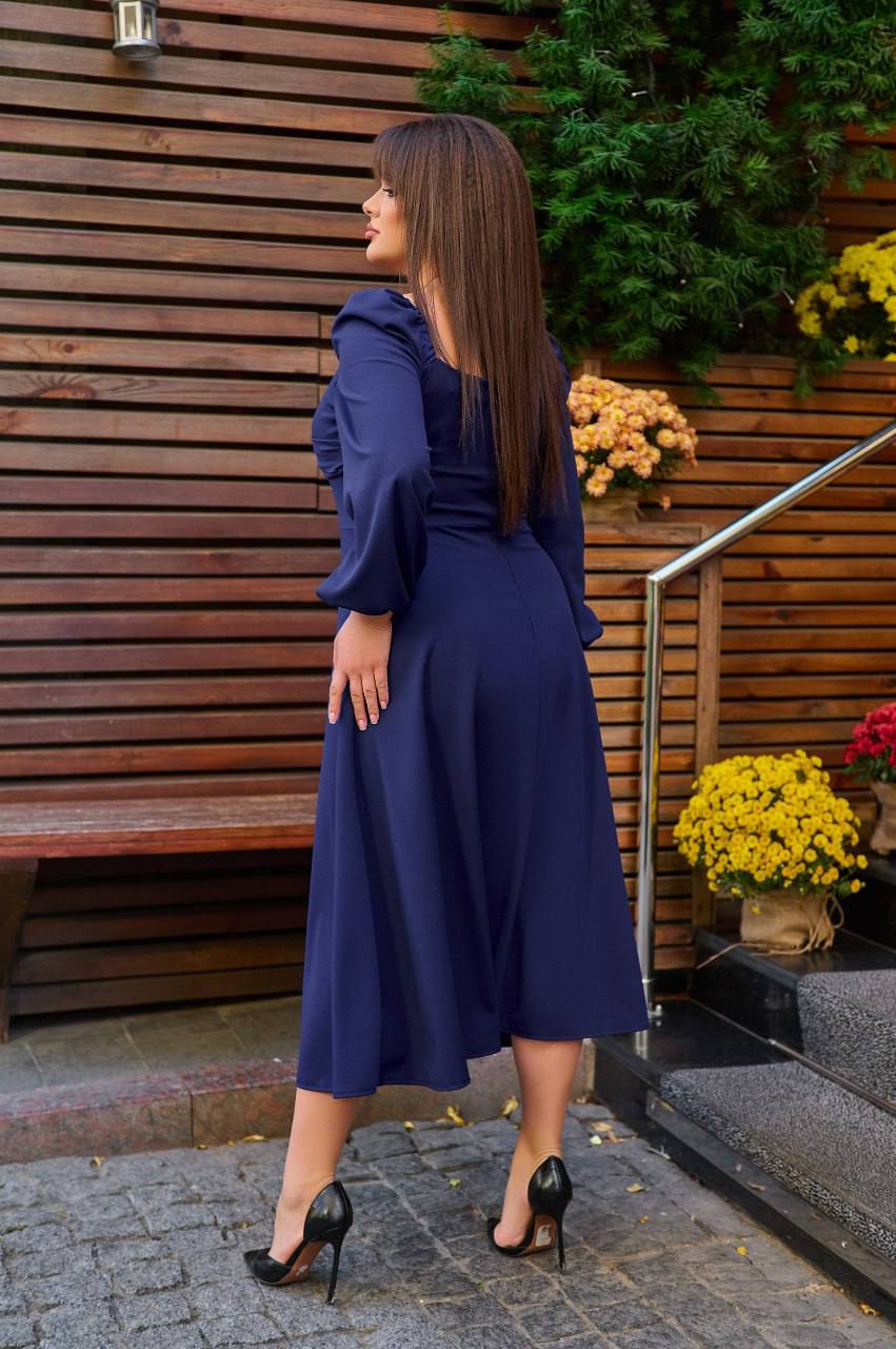 Rochie evazată midi