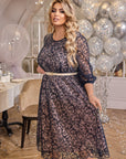 Rochie rascroita cu ornamente